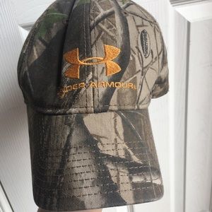 Under armour camouflage hat!